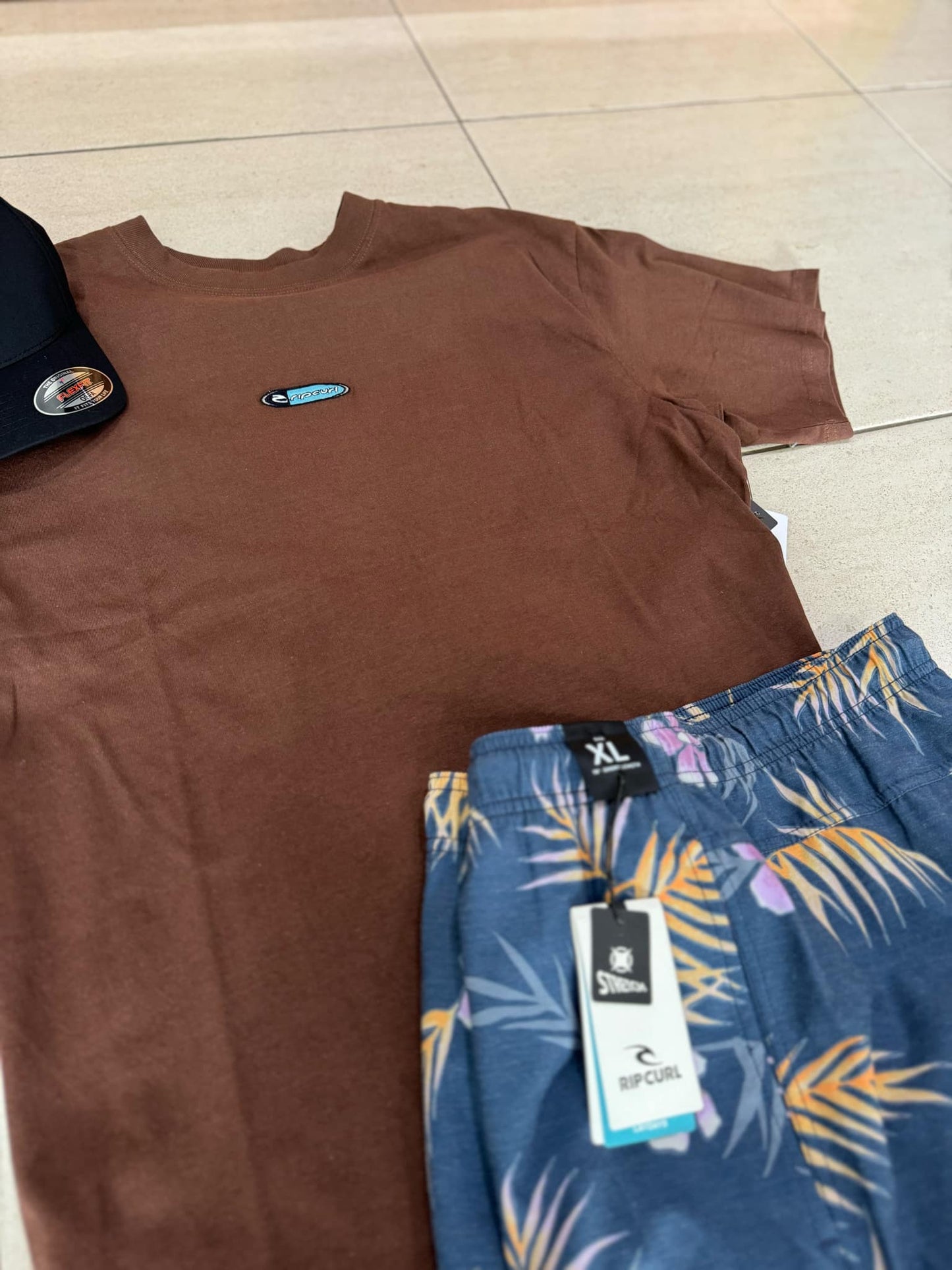 Archive Supercomb Hog Tee